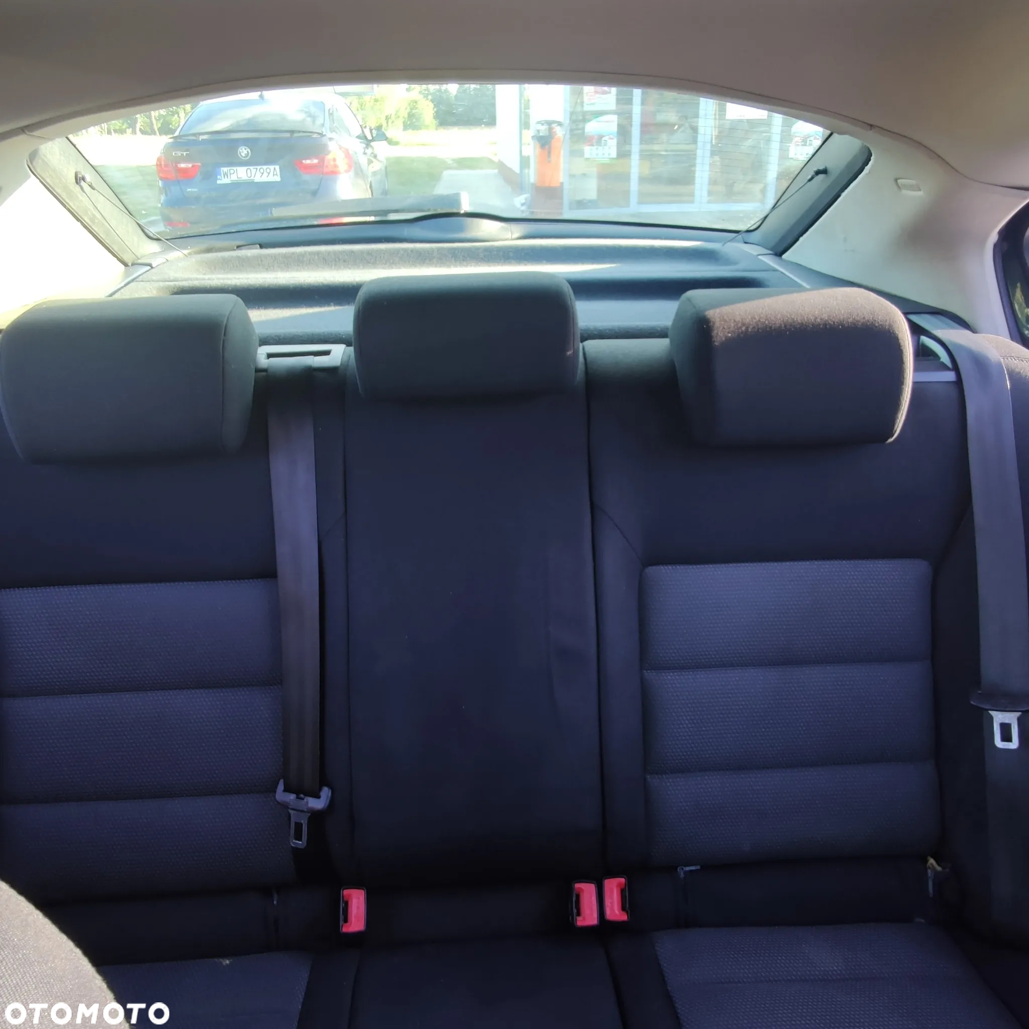 Skoda Octavia 1.6 Elegance - 10