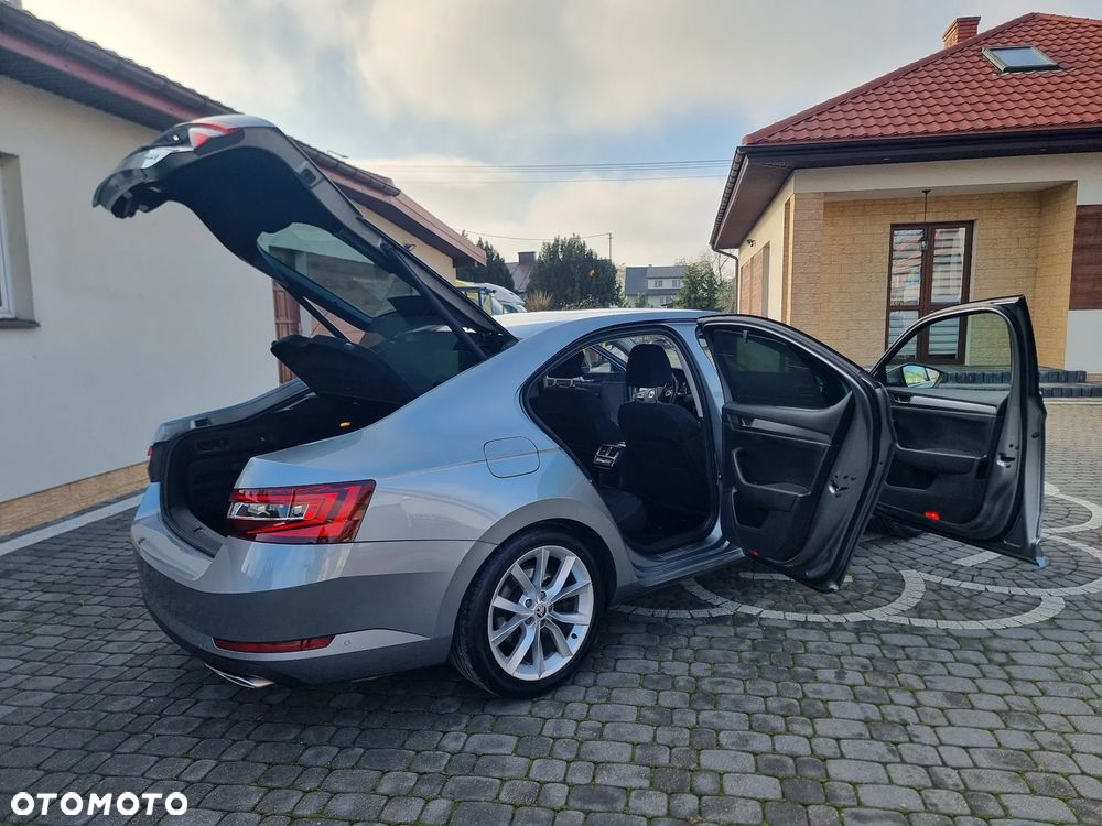 Skoda Superb 2.0 TSI 4x4 Style DSG - 7
