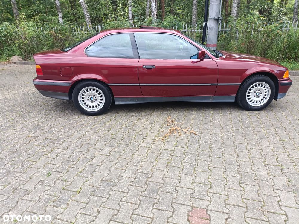 BMW Seria 3 - 25