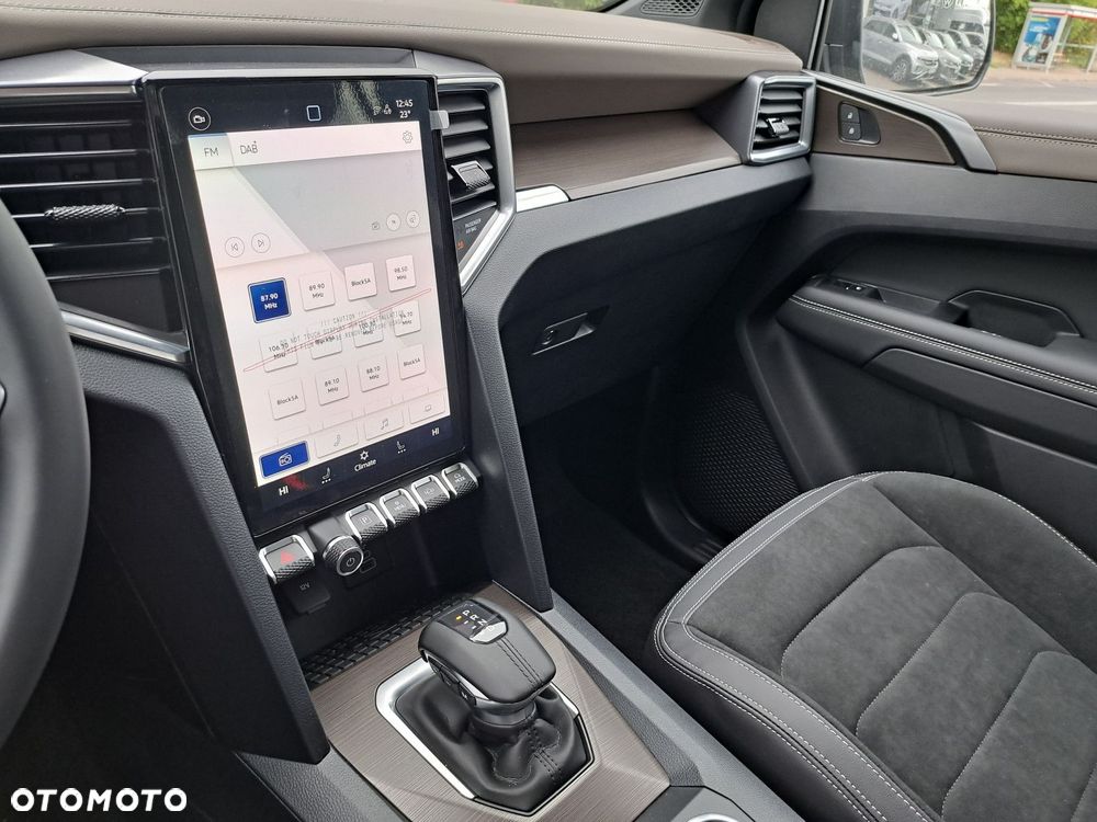 Volkswagen Amarok - 18