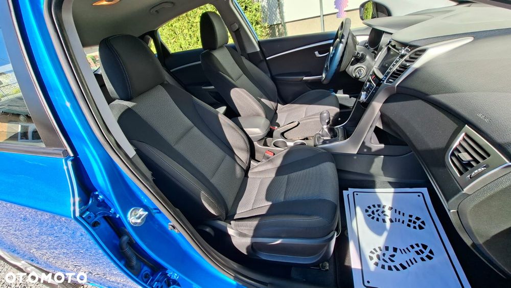 Hyundai i30 1.4 Premium - 6