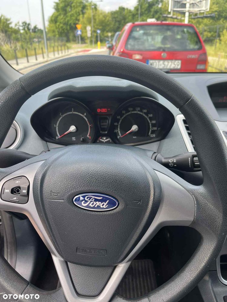 Ford Fiesta - 22