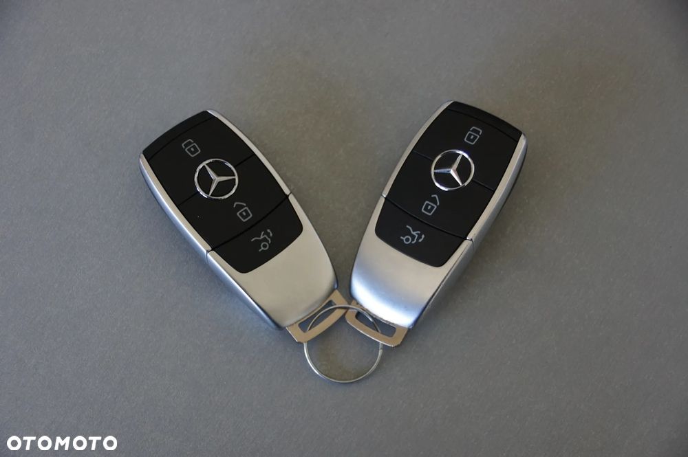 Mercedes-Benz GLE 350 d 4Matic 9G-TRONIC AMG Line - 37