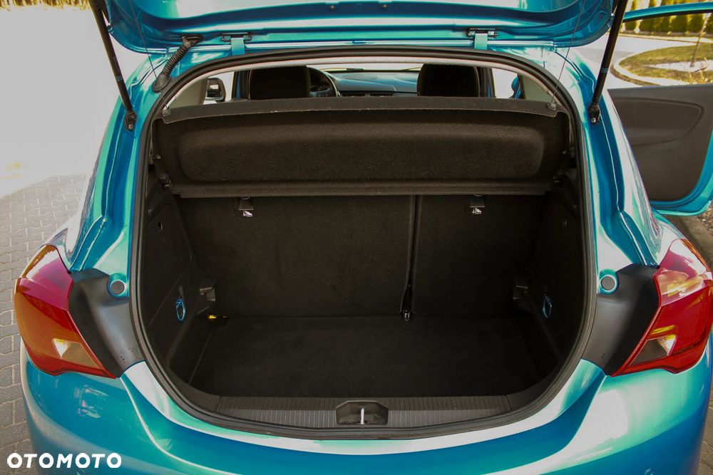 Opel Corsa 1.4 16V Cosmo - 39