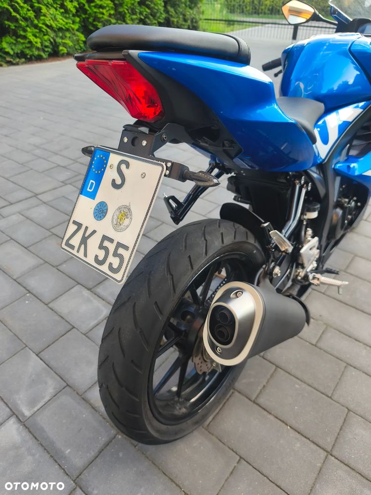 Suzuki GSX-R - 4