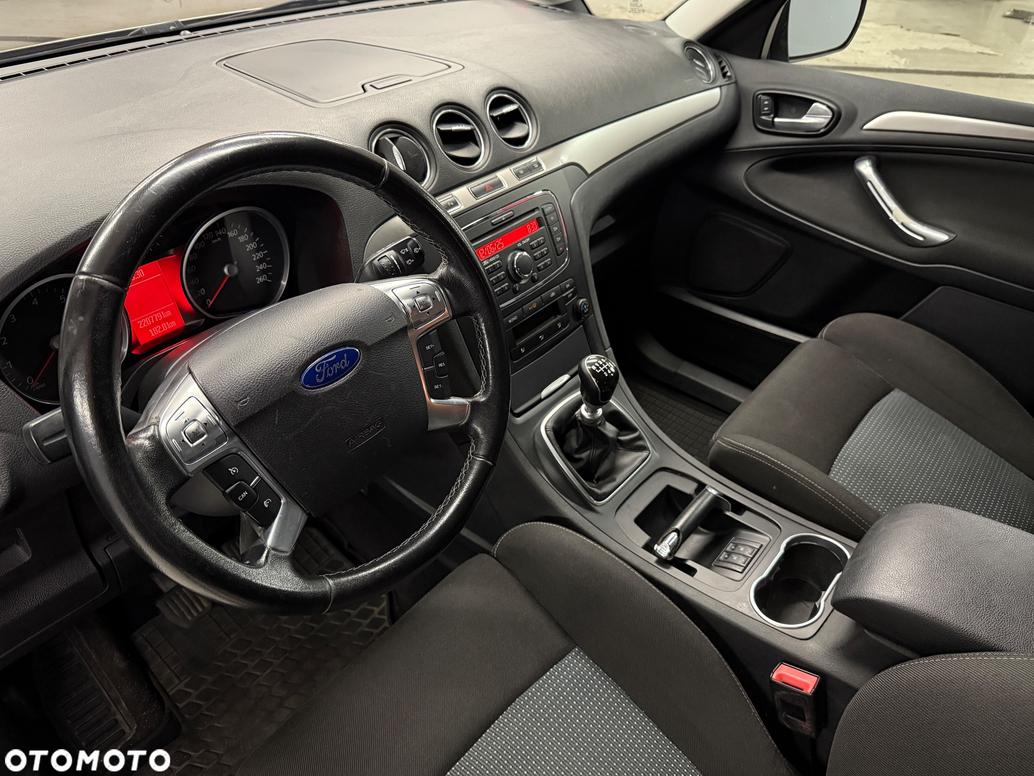 Ford S-Max 1.6 T Trend - 19