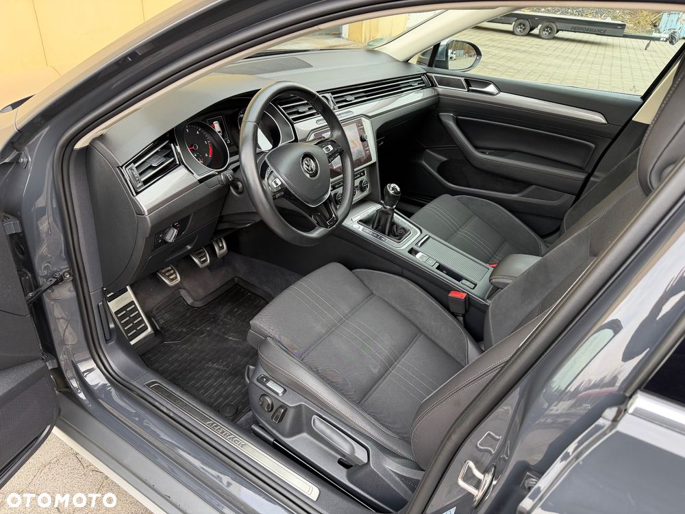 Volkswagen Passat Alltrack 2.0 TDI SCR (BMT) 4Mot - 16
