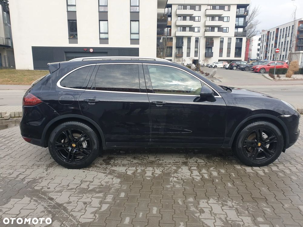 Porsche Cayenne - 23