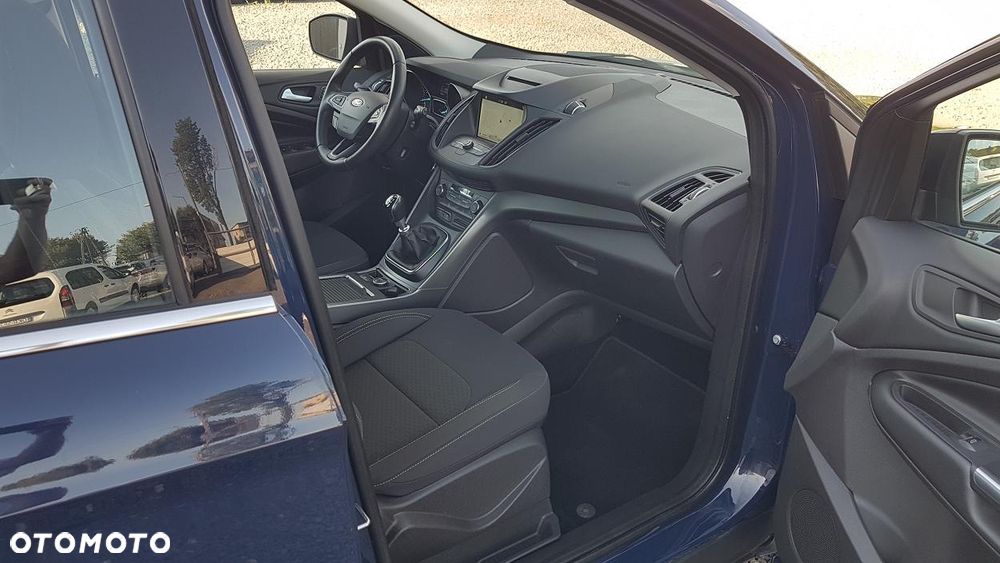 Ford Kuga 1.5 EcoBoost 2x4 Cool & Connect - 27
