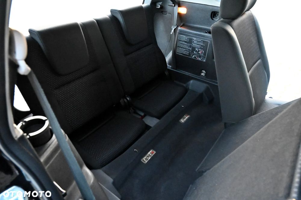 Toyota Corolla Verso 1.8 Sol + 7os - 35