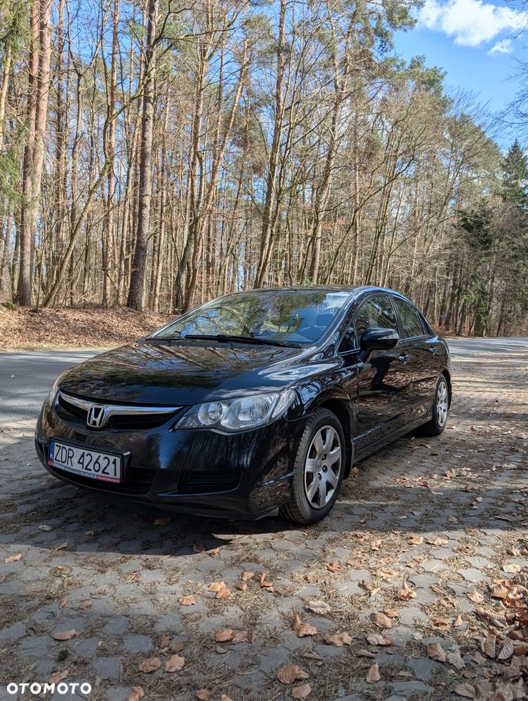 Honda Civic 1.8 Comfort - 1