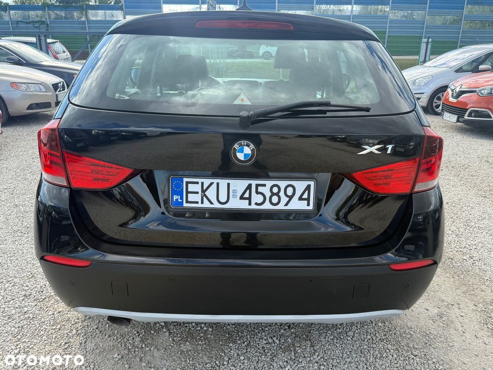 BMW X1 xDrive20d - 10