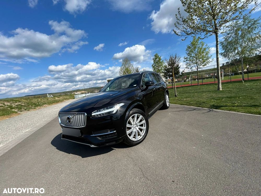 Volvo XC 90 - 8