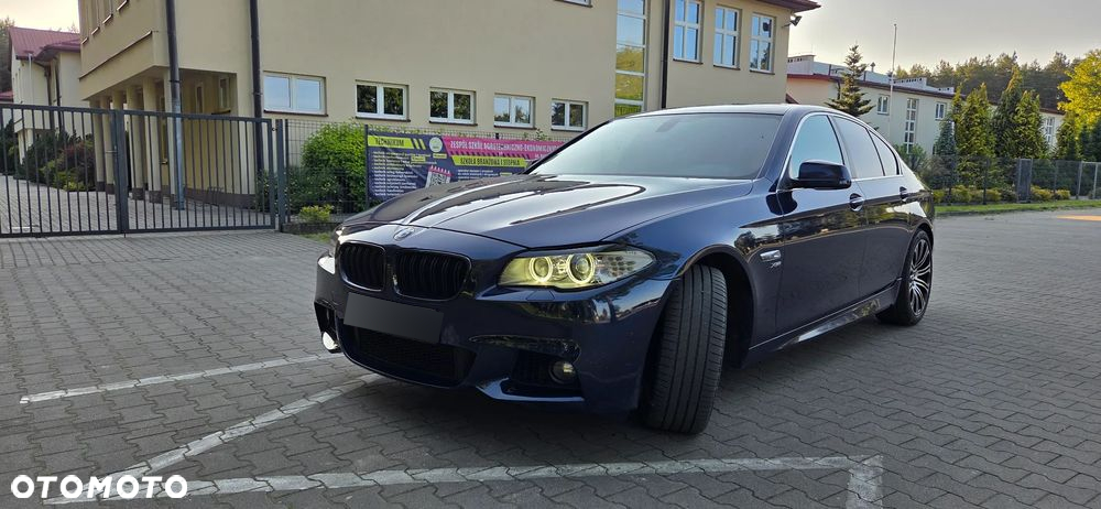 BMW Seria 5 535i xDrive - 9