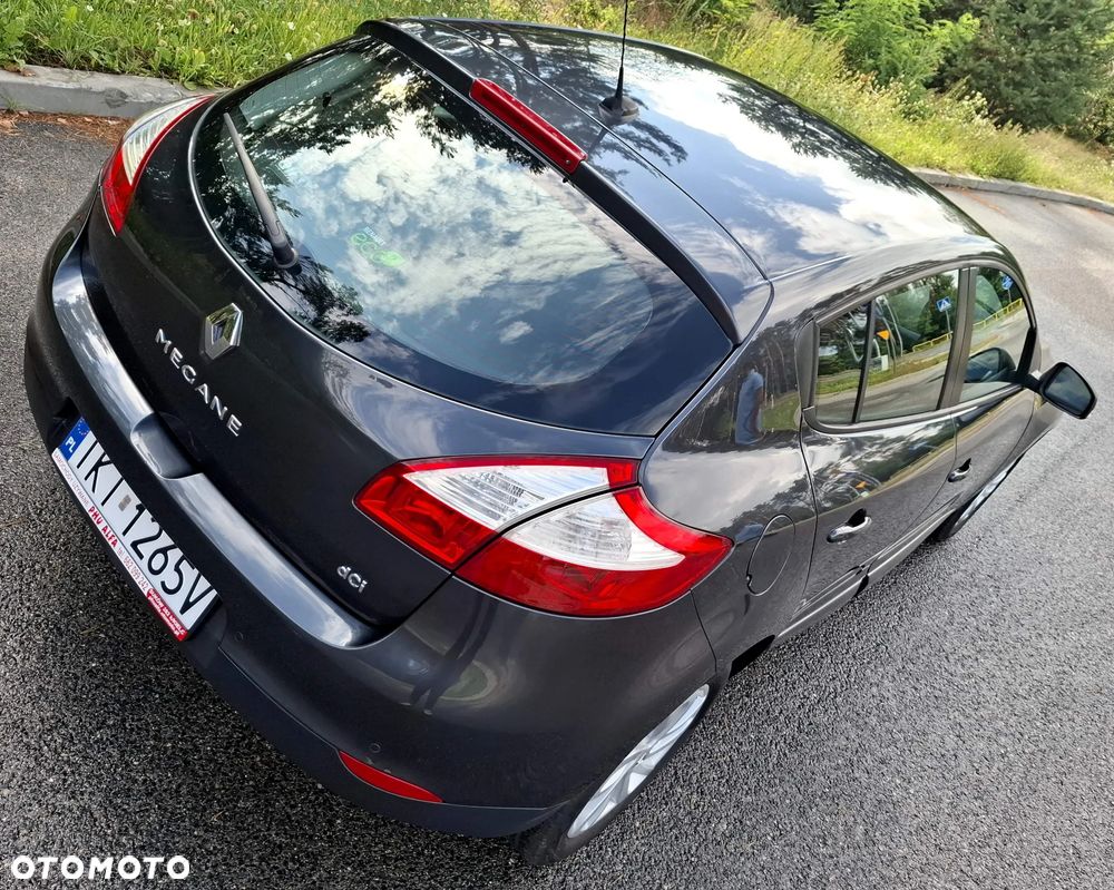 Renault Megane ENERGY dCi 110 Start & Stop Bose Edition - 23