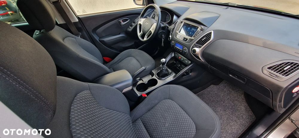 Hyundai ix35 1.6 2WD UEFA EURO 2012 Edition - 21