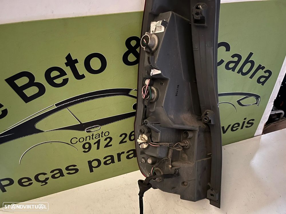 Hyundai i30 CW - FAROLIM DIREITO / ESQUERDO - FT506 - 10