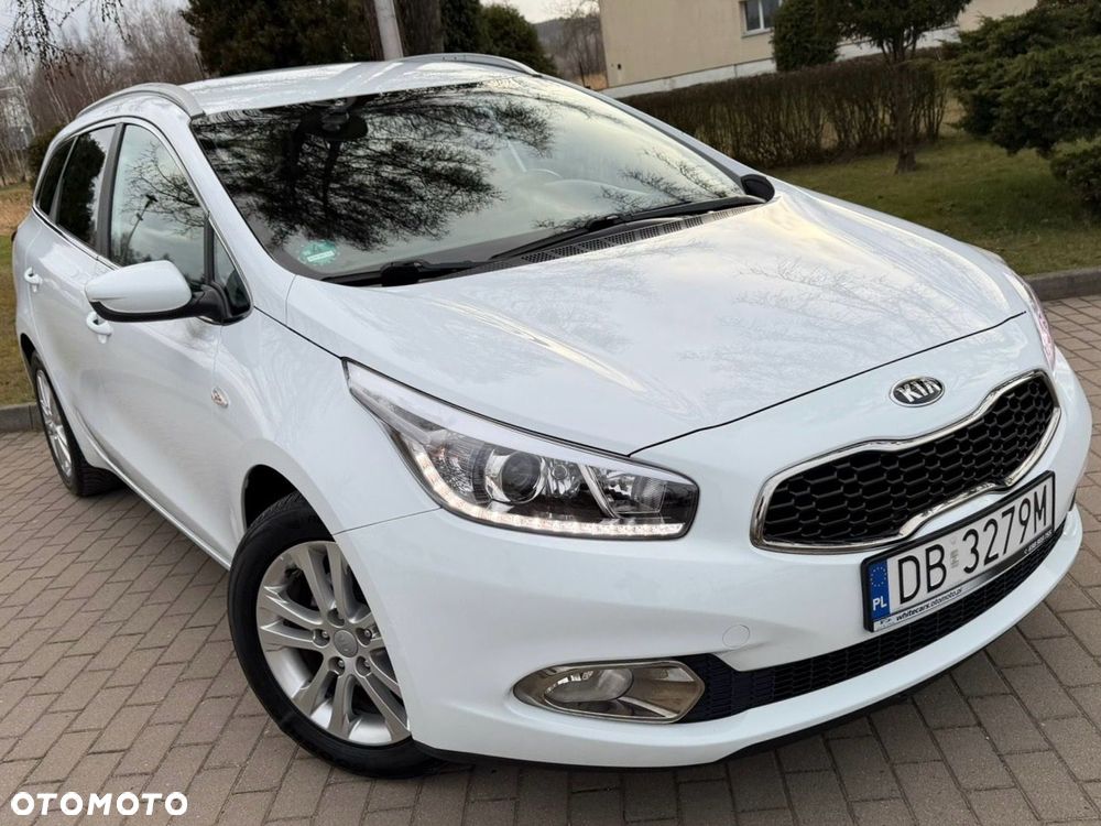 Kia Ceed 1.4 L - 11