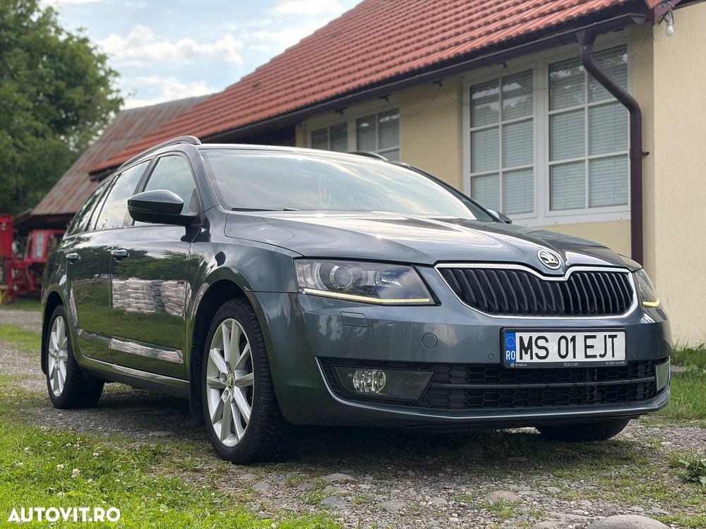 Skoda Octavia 2.0 TDI DSG 4X4 Style - 5