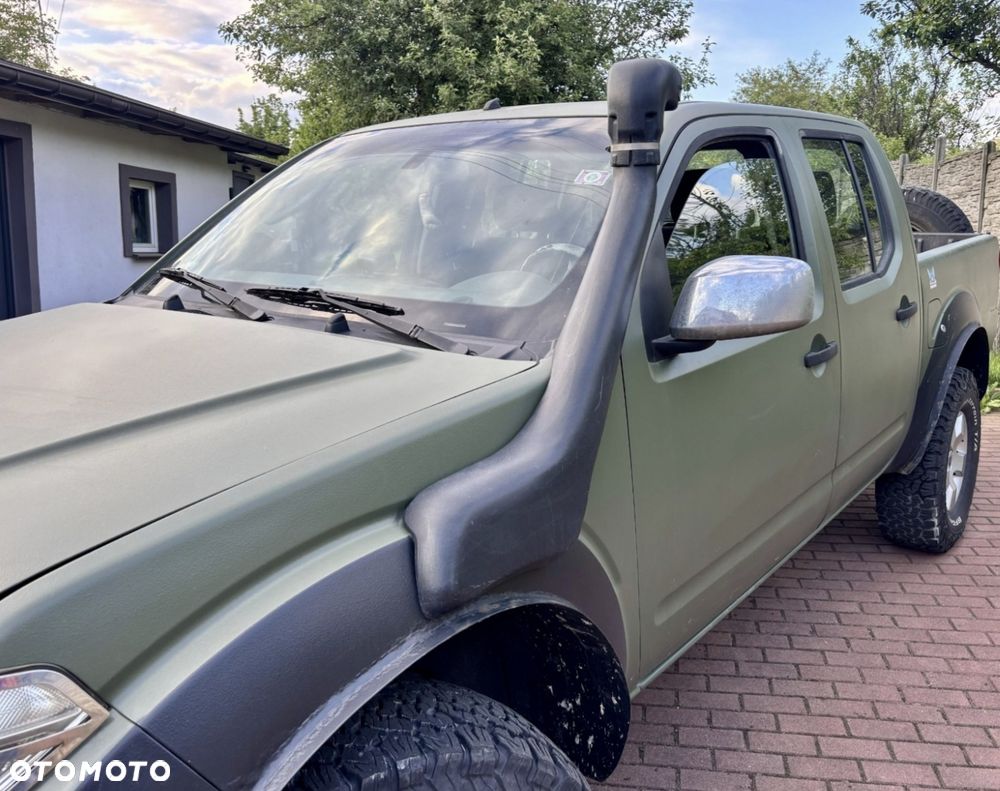 Nissan Navara - 2