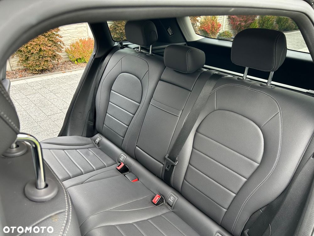 Mercedes-Benz GLC - 15