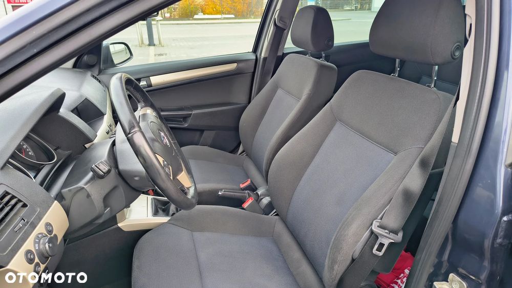 Opel Astra ver-1-6-active - 10