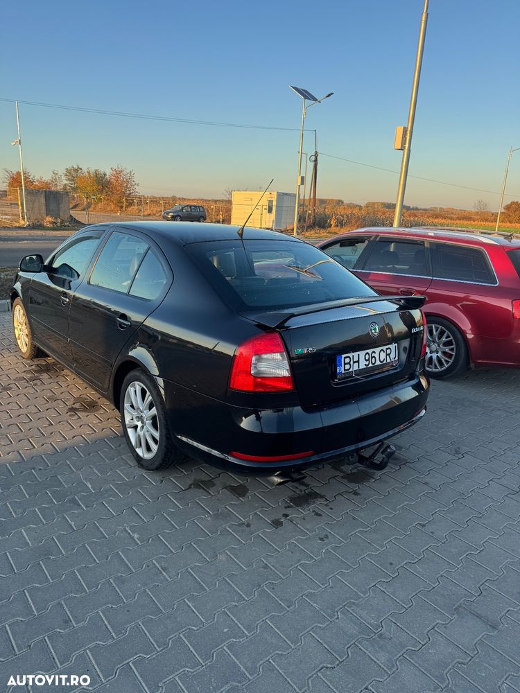 Skoda Octavia 2.0 TDI CR DPF RS - 4