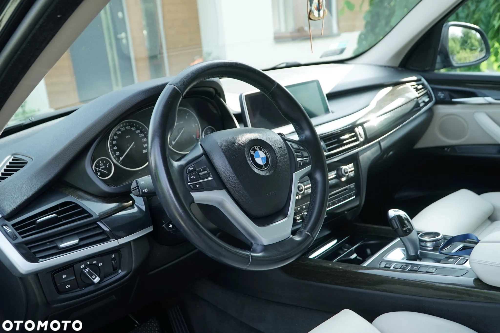 BMW X5 xDrive25d - 11