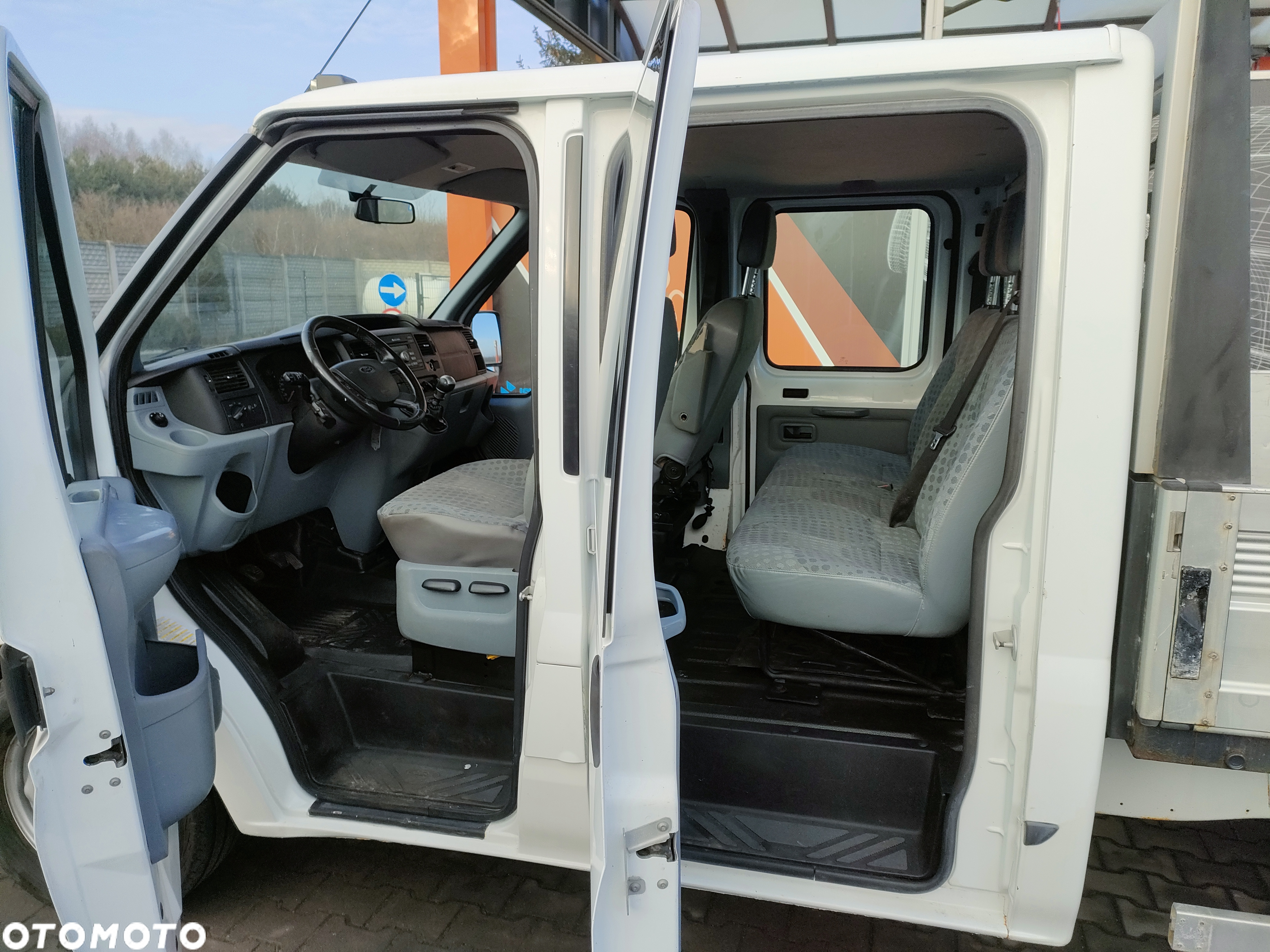 Ford Transit - 8
