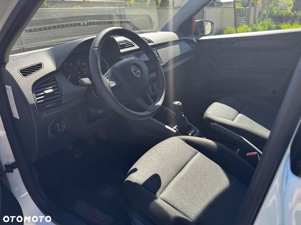 Skoda Fabia 1.2 TSI Cool Edition Red & Grey - 23