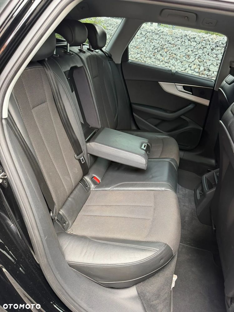 Audi A4 Avant 2.0 TDI ultra DPF Ambiente - 12