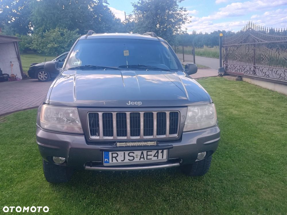 Jeep Grand Cherokee - 1