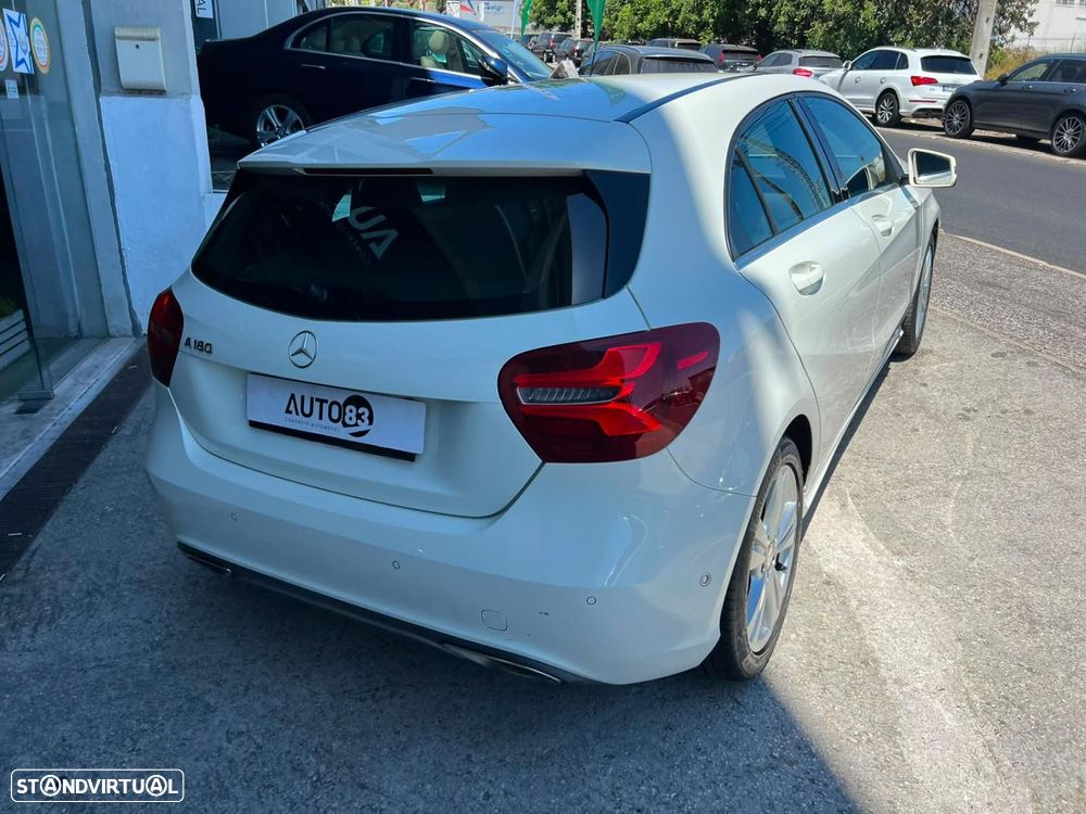 Mercedes-Benz A 180 - 4