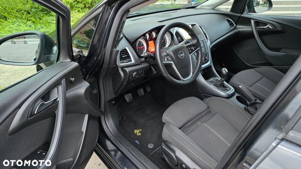 Opel Astra - 9