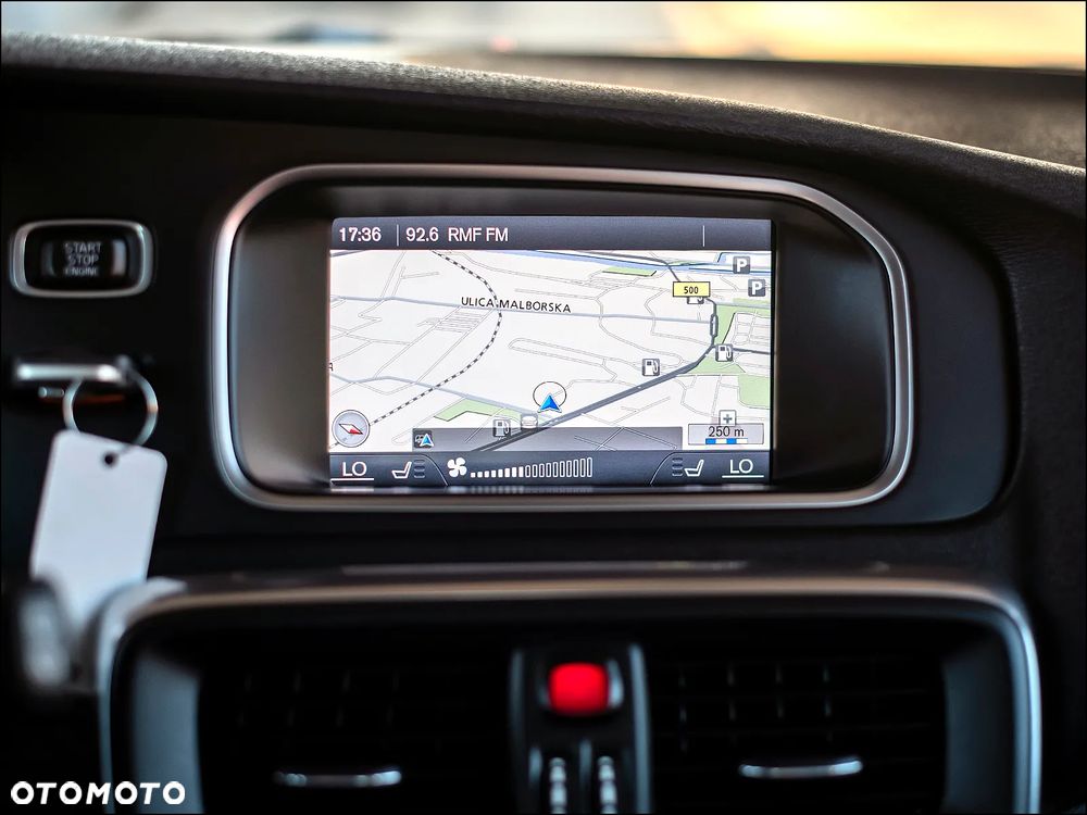 Volvo V40 D3 Summum - 20