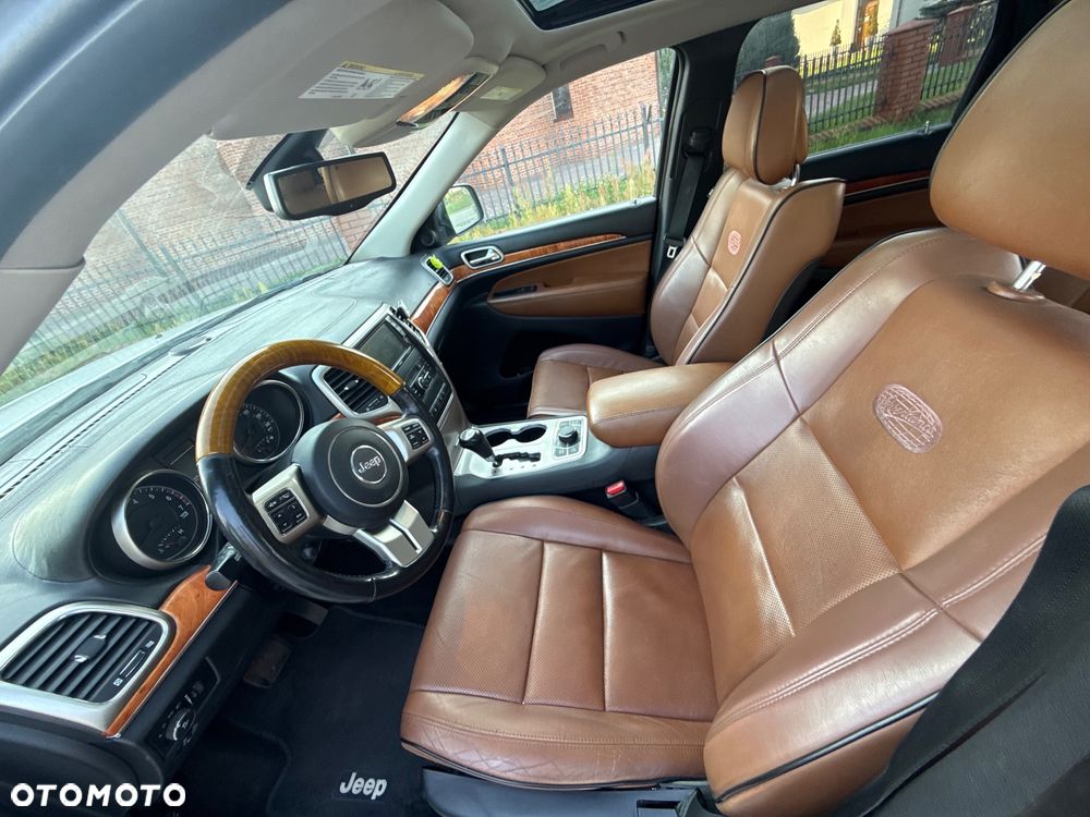 Jeep Grand Cherokee 5.7 V8 HEMI Overland - 33
