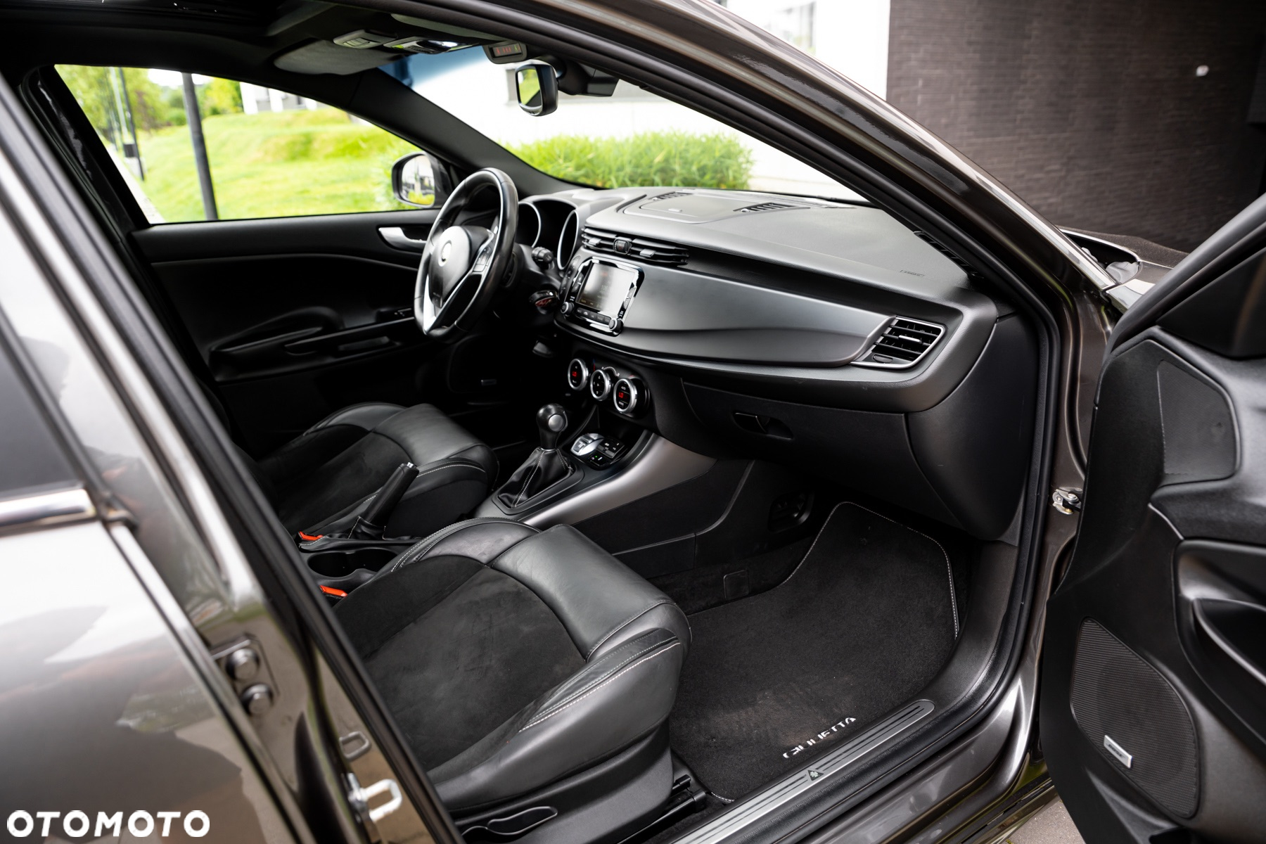 Alfa Romeo Giulietta 1750 TBi QV TCT - 8