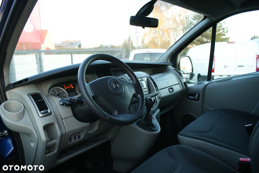Opel Vivaro - 9