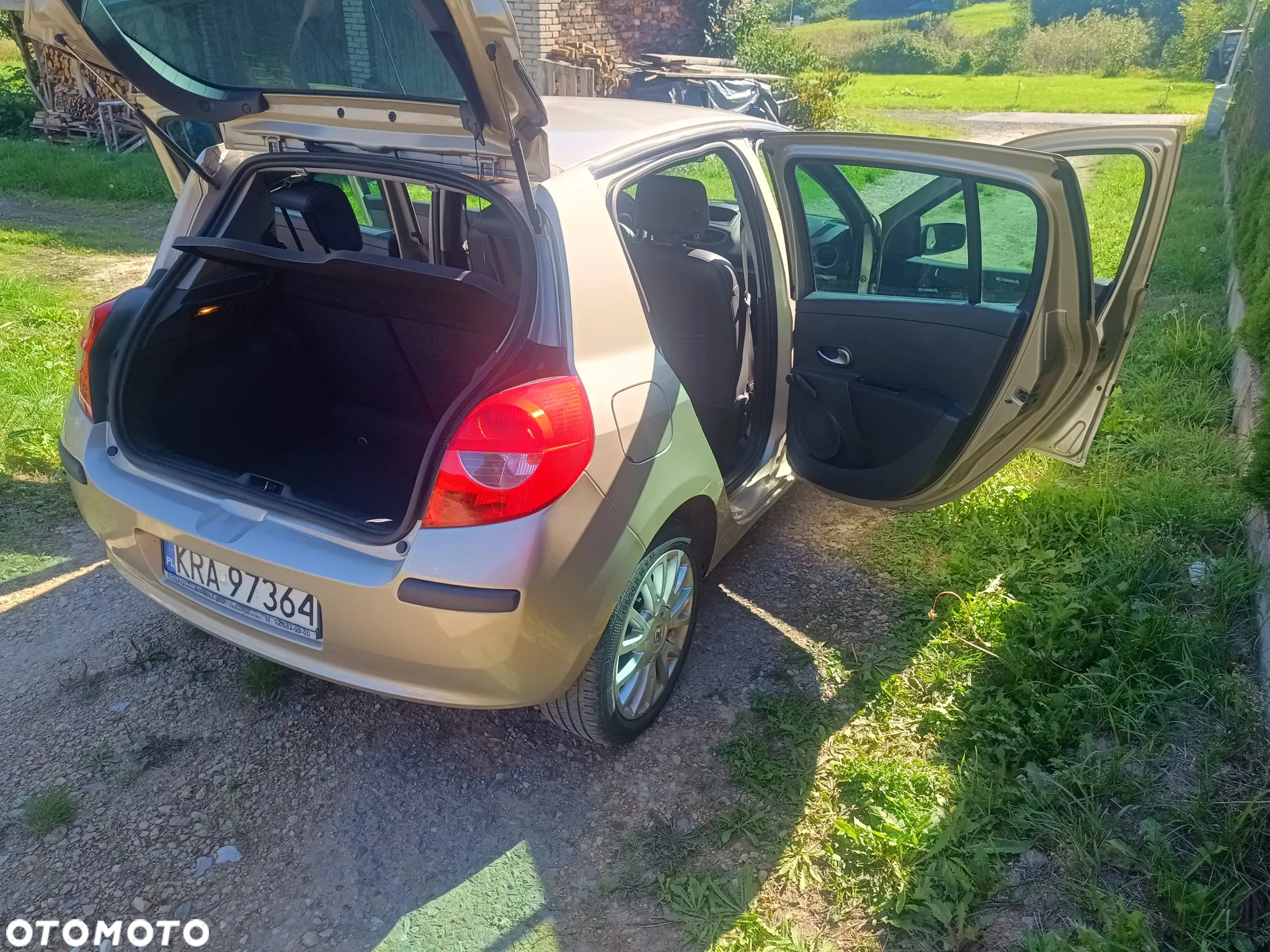 Renault Clio 1.5 dCi Expression - 16