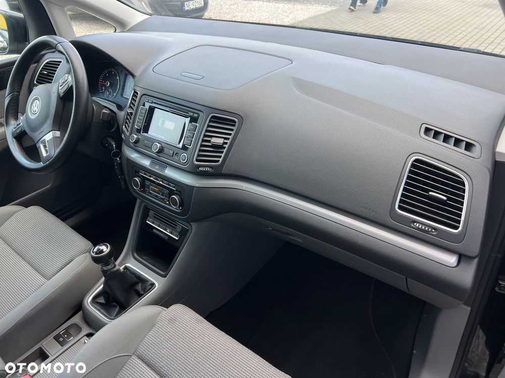 Volkswagen Sharan 2.0 TDI Comfortline - 16