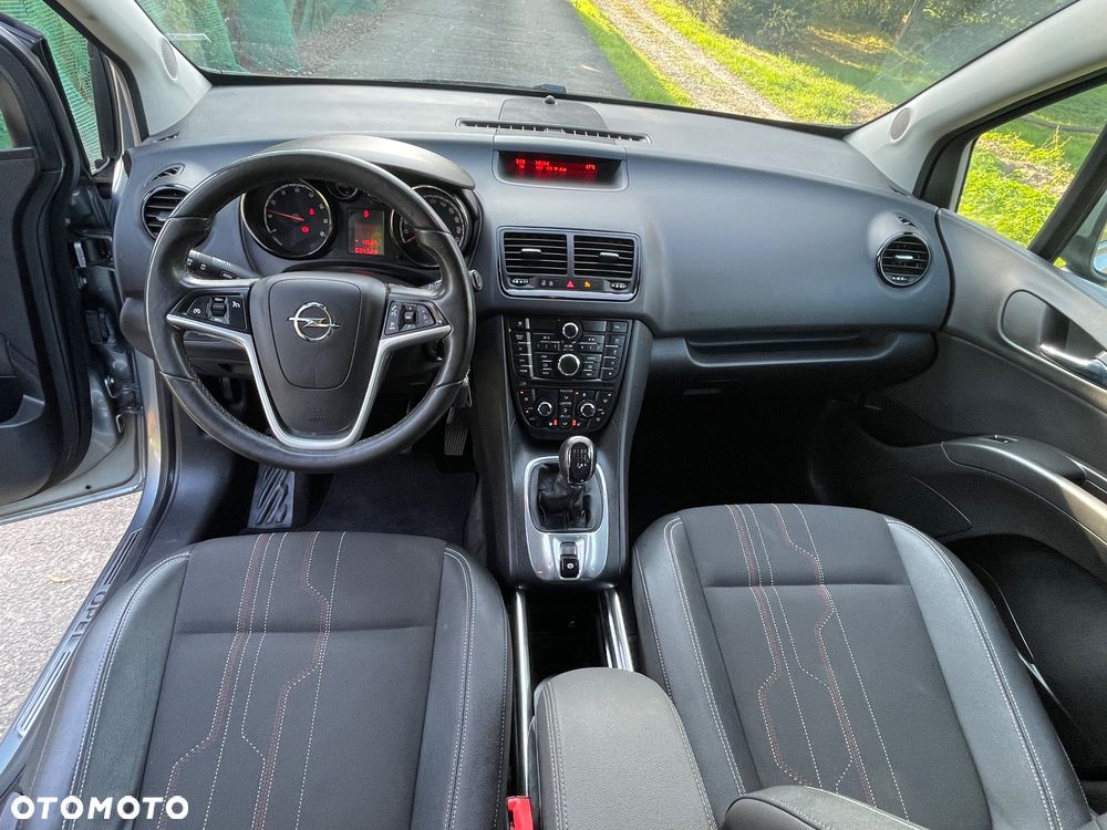 Opel Meriva - 9