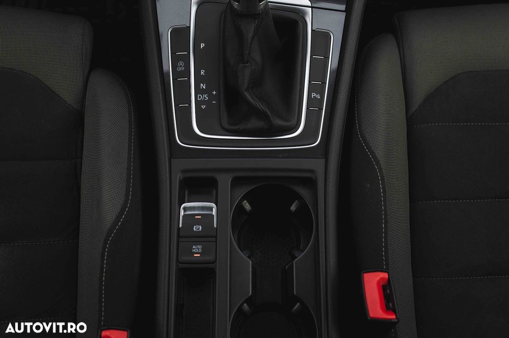 Volkswagen Golf 2.0 TDI DSG Highline - 19