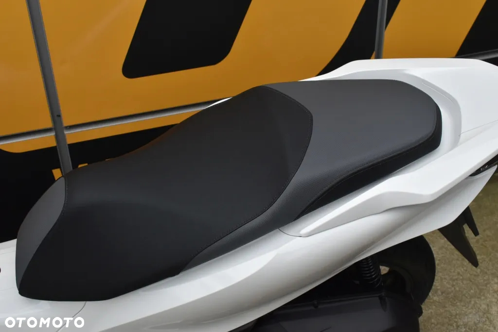 Honda PCX - 12