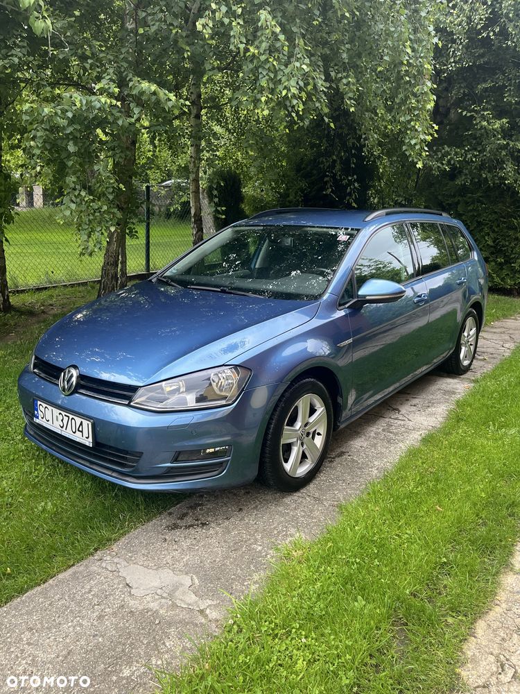 Volkswagen Golf - 1