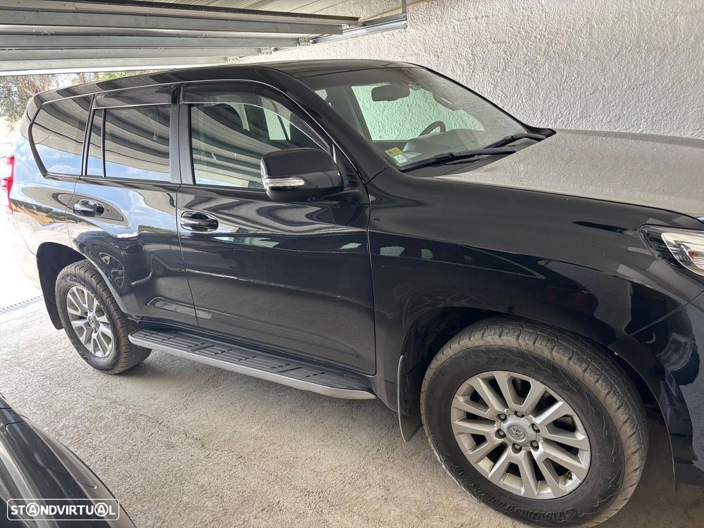 Toyota Land Cruiser Prado - 9