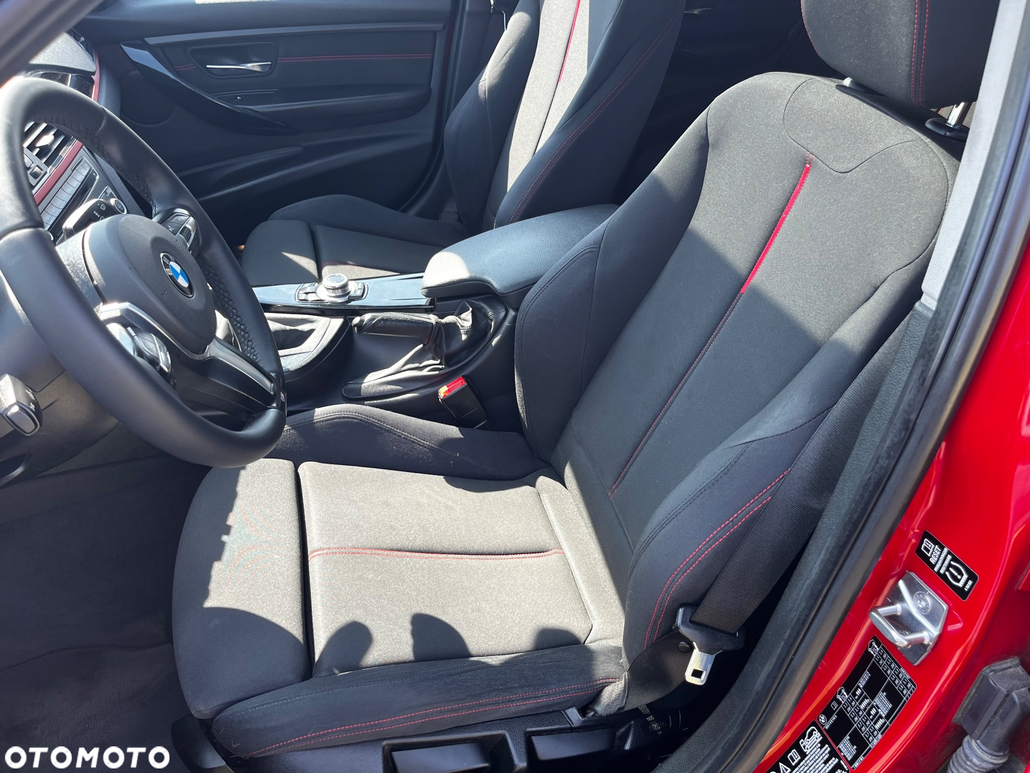 BMW Seria 3 320d xDrive - 23