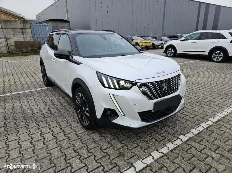 Peugeot e-2008 50 kWh GT - 3