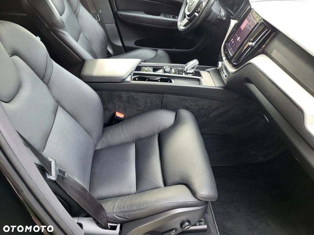 Volvo XC 60 B5 B AWD Inscription - 17