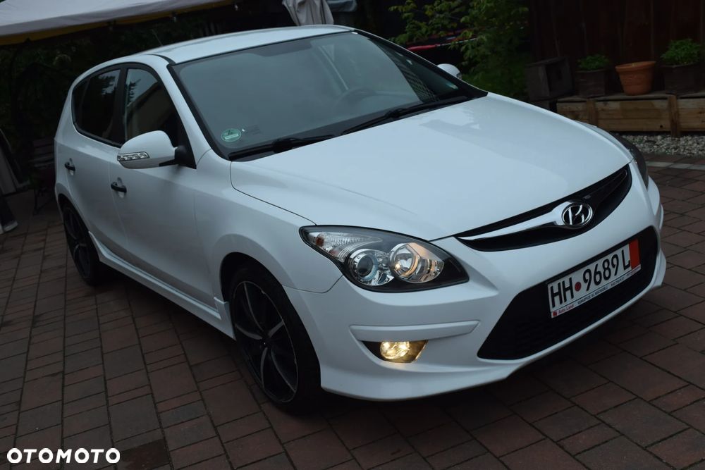 Hyundai i30 1.4 Classic + EU5 - 1