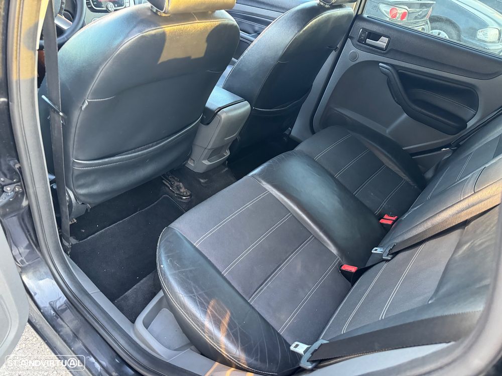 Ford Focus SW 1.6 TDCi Titanium - 11